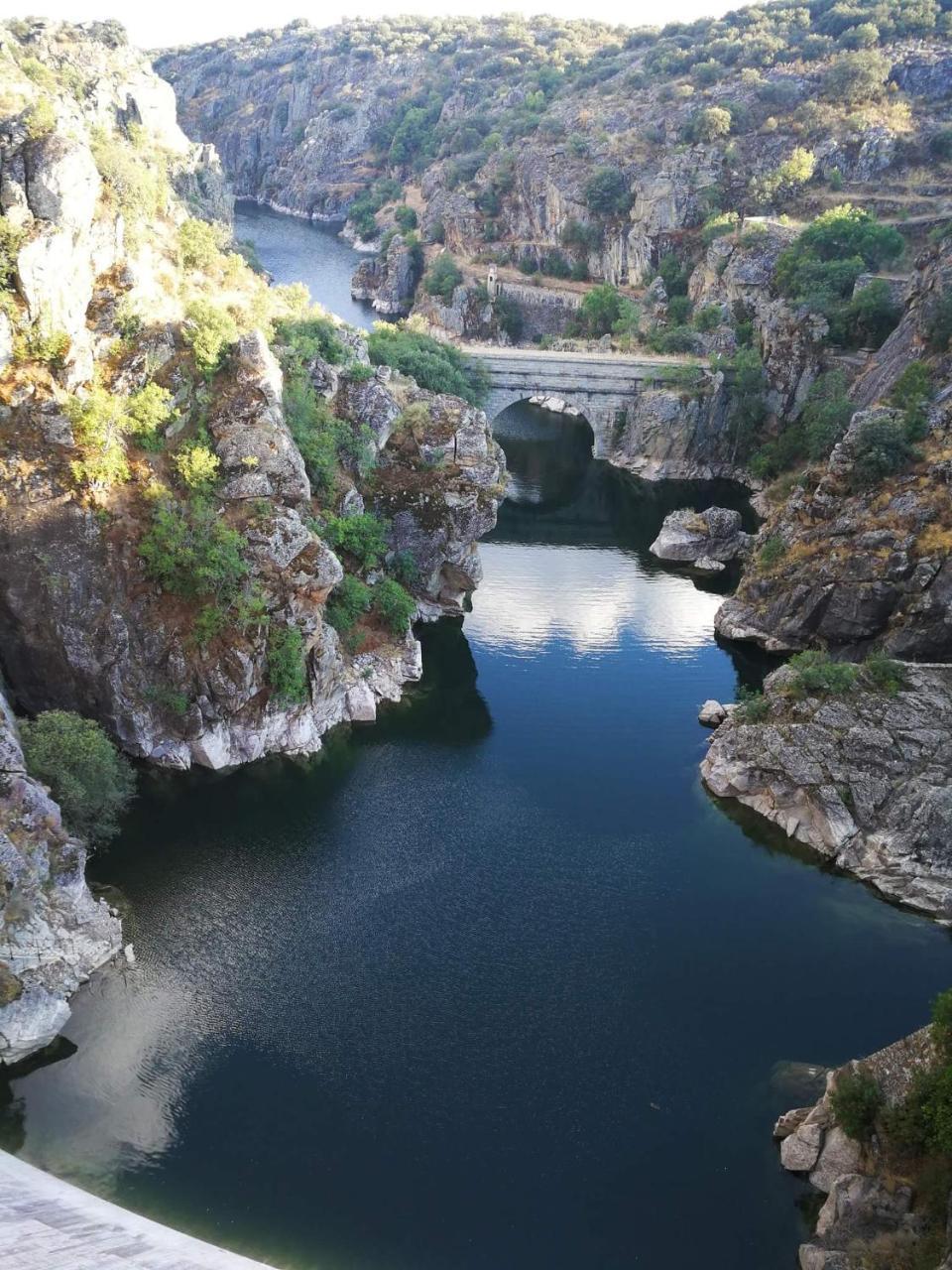 Los Camarotes Cervera de Buitrago Luaran gambar