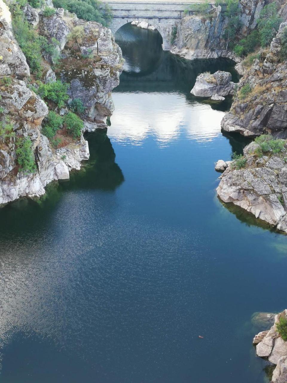Los Camarotes Cervera de Buitrago Luaran gambar